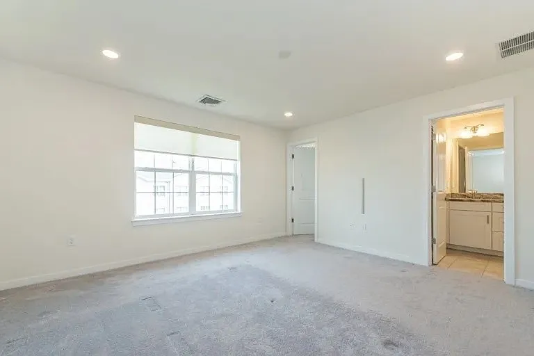 10 Colgate Dr — Photo 17