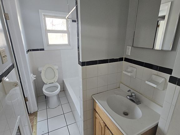 5th image of 73 N 14th St #2G