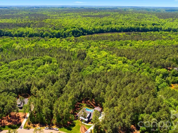 6223 Chimney Bluff Rd, Lancaster, SC 29720