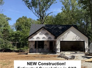 1814 Eagle Point Drive NE, New Salisbury, IN 47161