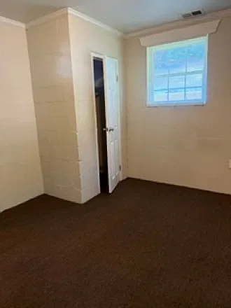 2 bed, 1020 sqft, $950 — Photo 3