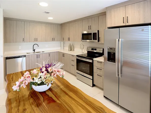 25743 SW 144th Ave, Homestead, FL 33032