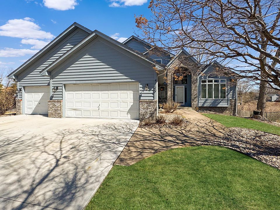 1st image of 4240 Evergreen Ln N