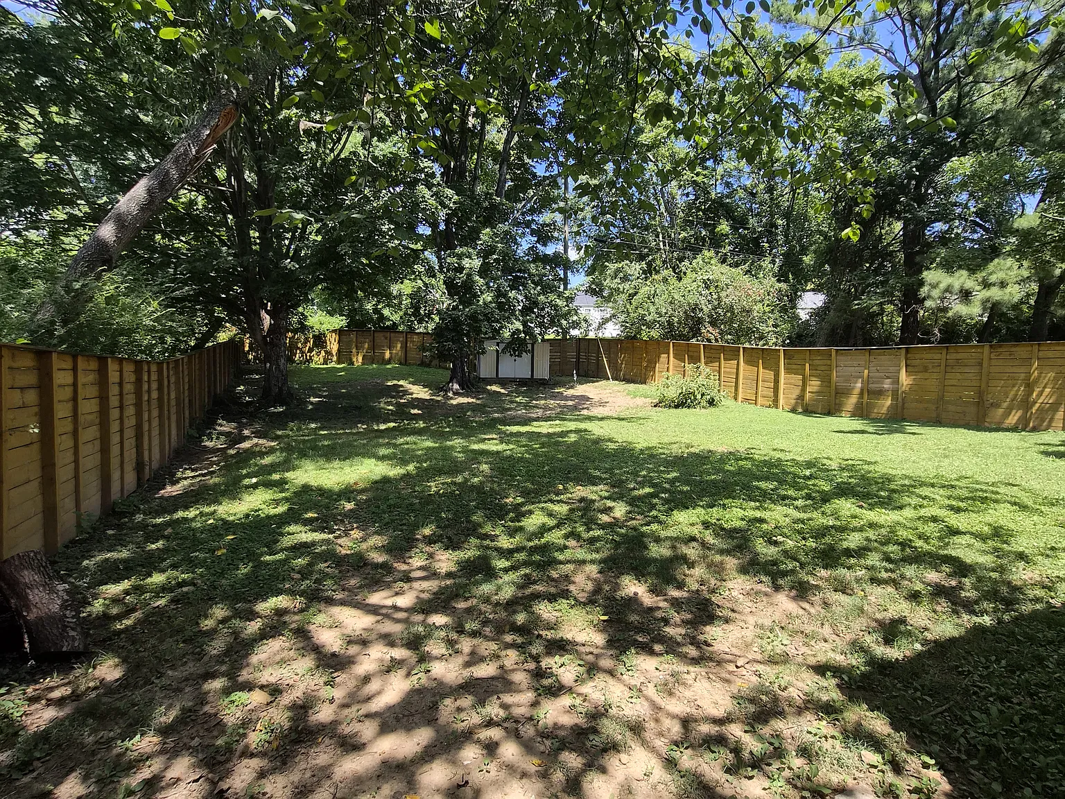 1324 Saturn Dr — Photo 2