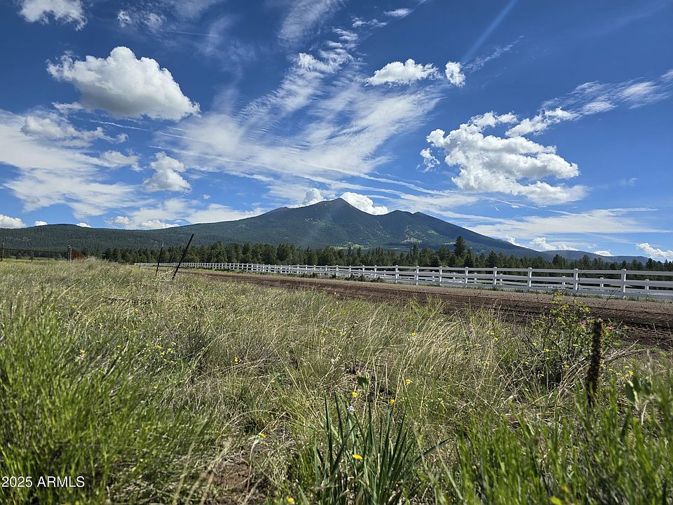2nd image of 7199 N SNOW BOWL Road #1