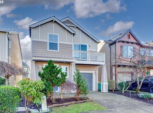 950 SW 17th Way, Troutdale, OR 97060