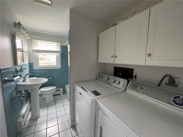 4 Almy Ct #2 — Photo 9
