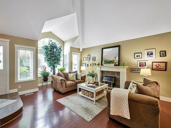5th image of 6114 187a St