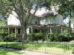 710 W Cypress Ave, Orange, TX 77630