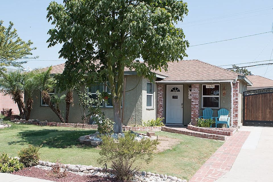 1st image of 11626 Leland Ave