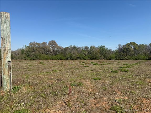 3rd image of Omussee Rd