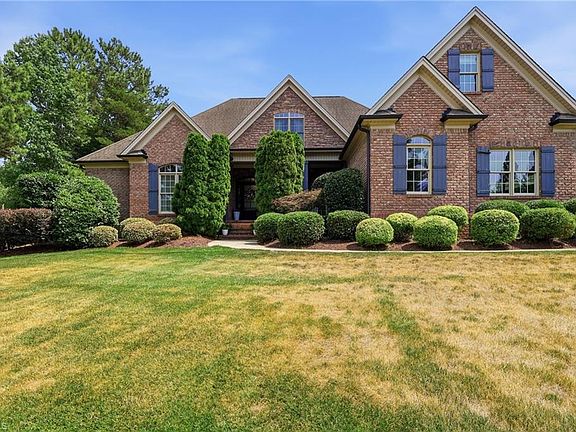 2nd image of 8125 Riesling Dr