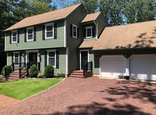 4 Great Bridge Ct, Medford, NJ 08055