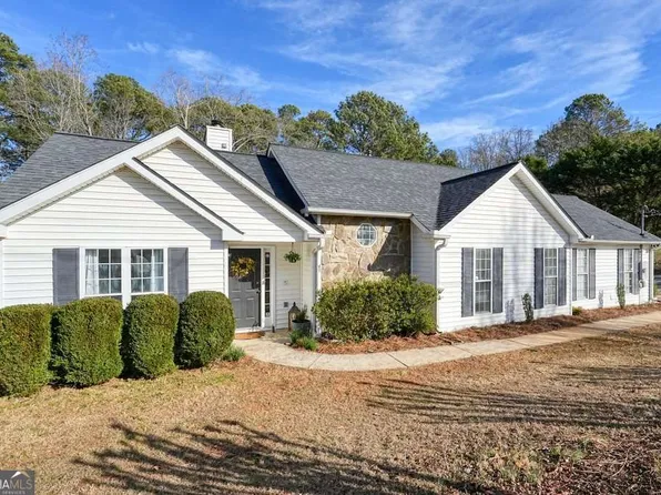 101 Magnolia Springs Ln, Canton, GA 30115