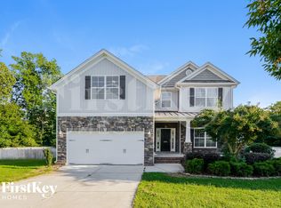 2001 Heron Pointe Dr, Whitsett, NC 27377