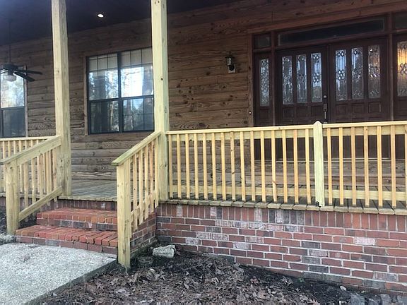 2nd image of 1600 Parkwood Dr