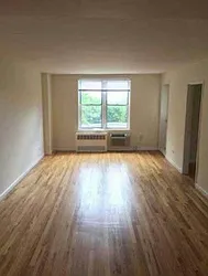 Rented by Century 21 Premier 