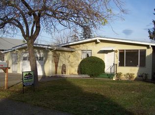 1513 E 13th St, The Dalles, OR 97058