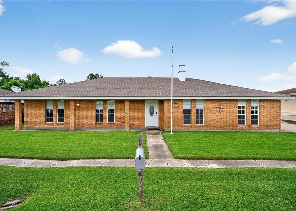 1st image of 1305 Orchid Dr