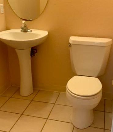 Half bathroom first floor