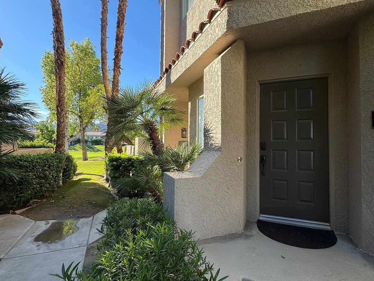 3 bed, 1600 sqft, $4,300 — Photo 4