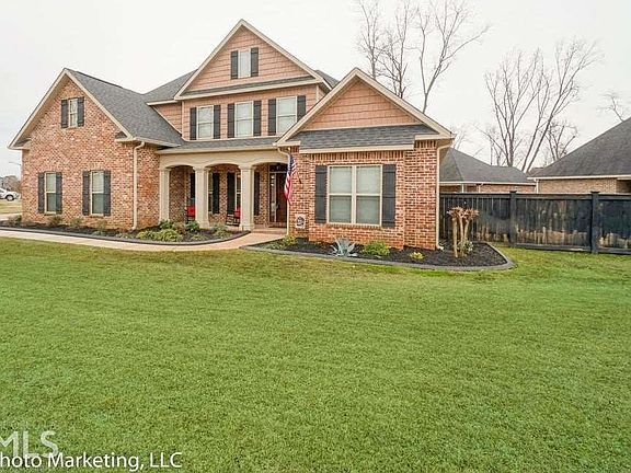 4th image of 501 Cheshire Dr