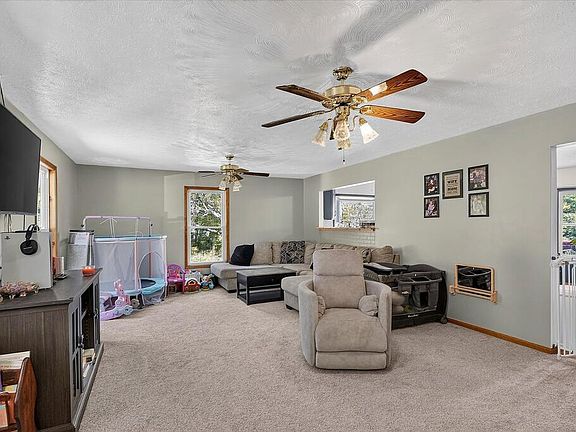4th image of 2236 Prosperity Rd