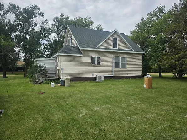 360 Main Ave, Souris, ND 58783