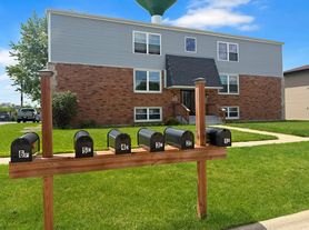 10407 N Church St, Huntley, IL