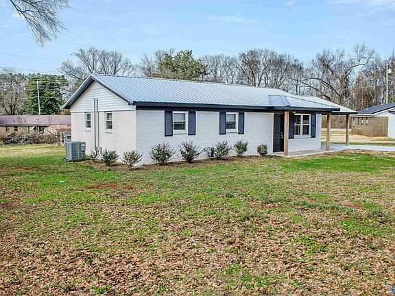 3rd image of 113 Audrea St