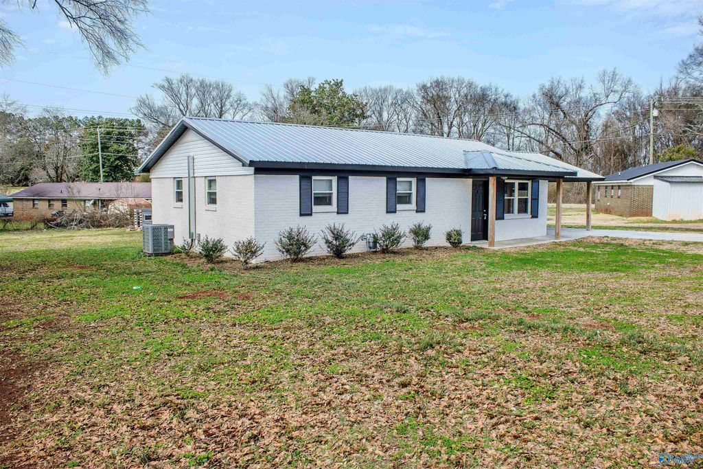 113 Audrea St, Moulton, AL - View 3