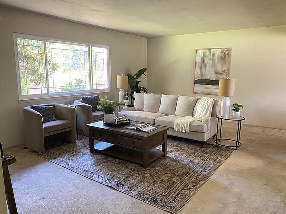 5th image of 5575 E Siverly Ln