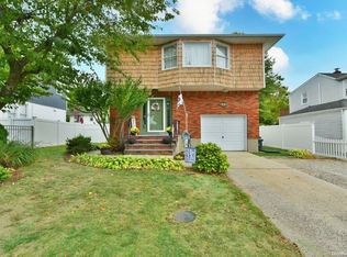 1981 Briggs St, Bellmore, NY 11710