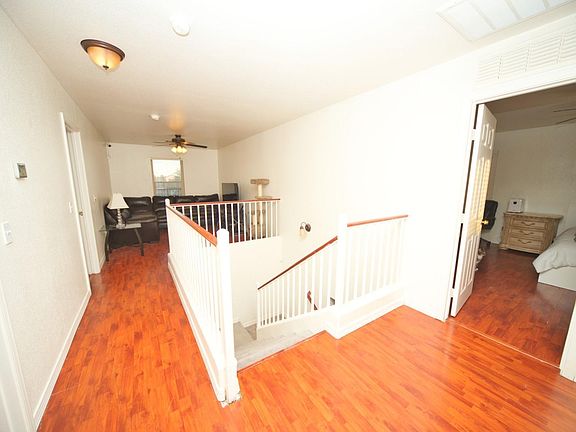 5th image of 2928 S 97th Ln