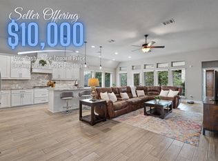 100 Indian Paintbrush Trl, Georgetown, TX 78628