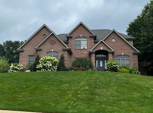 1001 Sophia Ln, Mars, PA 16046