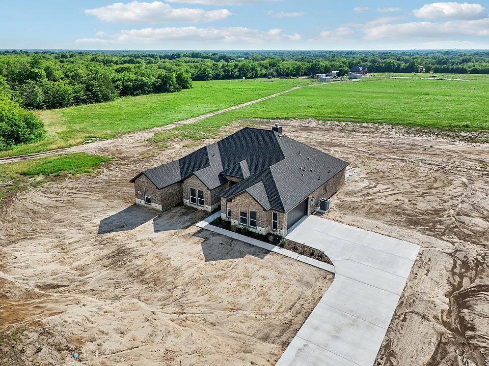 1st image of 1020 County Road 4108