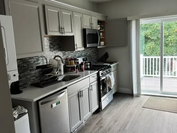 31 Adrian St #2, Somerville, MA 02143