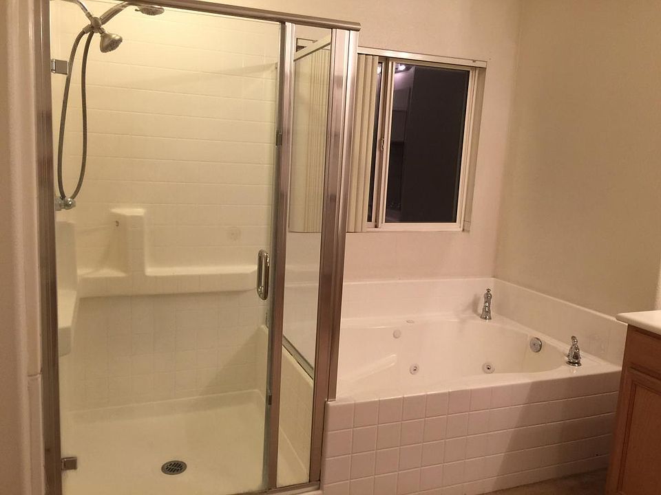 1st image of 1479 Moonlight Dr