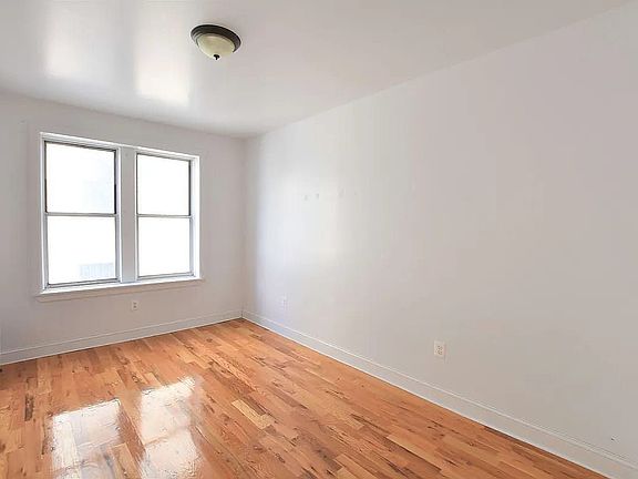 5th image of 56 Fort Washington Ave APT 25