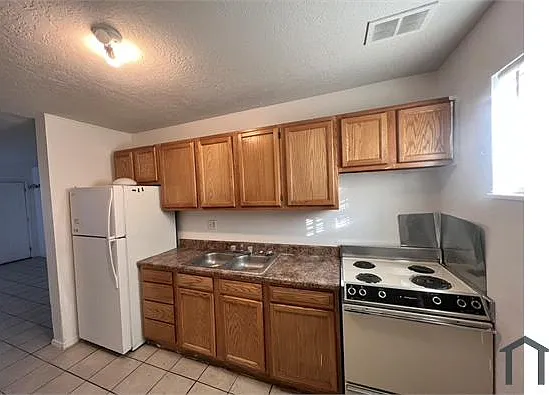 3413 Ross Ave SE #A — Photo 7