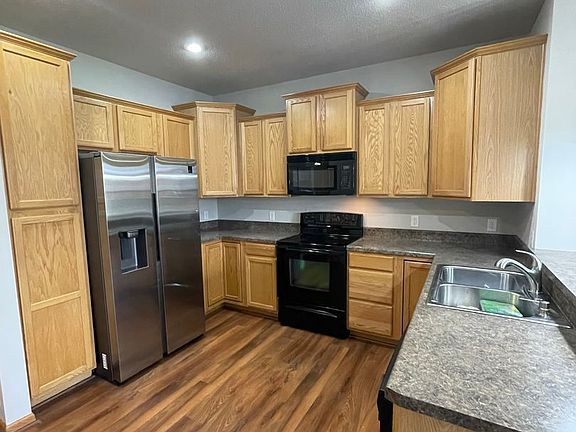 5th image of 3440 125th Dr NE Unit C