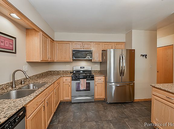4th image of 2120 Glasgow Ct