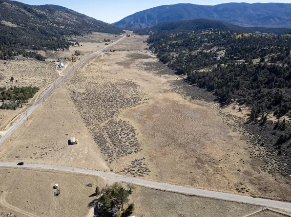 1595 Tecuya Dr, Frazier Park, CA 93225