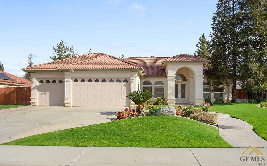 10514 Ascot Crossing St photo 1