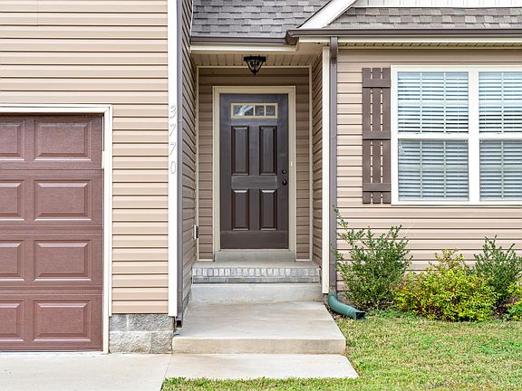 3rd image of 3770 Windhaven Dr