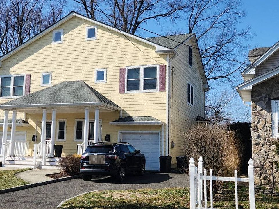 2nd image of 217 Livingston St