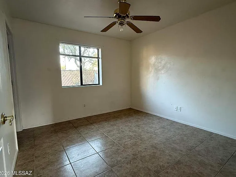 4224 E Lee St #1 — Photo 5