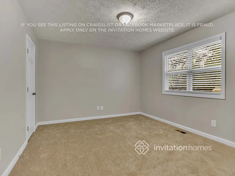 4680 Cedar Park Trl — Photo 7