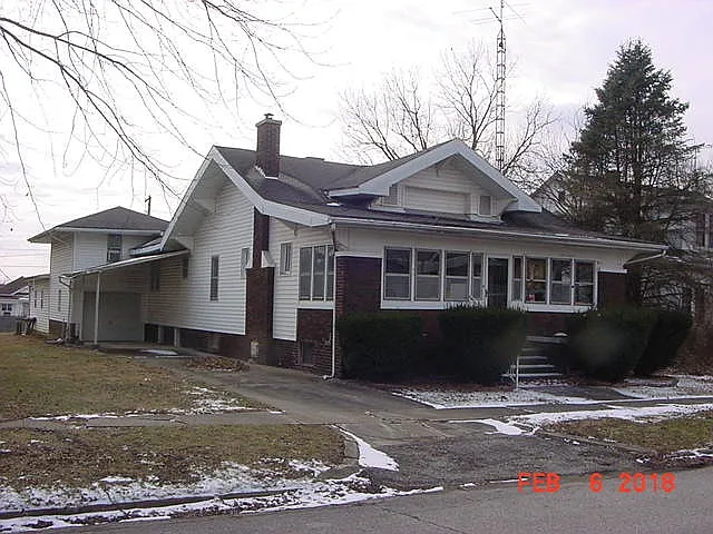 315 W 5th St photo 1